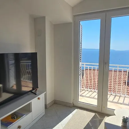 Villa Starlight Okrug Panoramic Sea View & Jacuzzi *